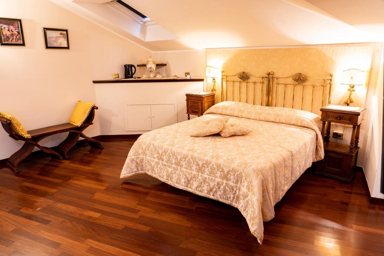 Real Borbone Bed and Breakfast Caserta Eksteriør billede