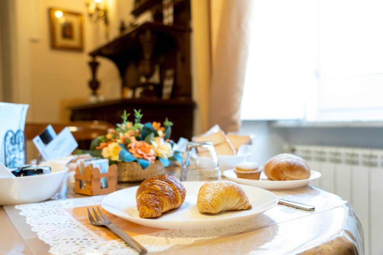 Real Borbone Bed and Breakfast Caserta Eksteriør billede