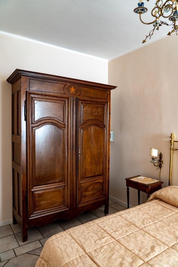 Real Borbone Bed and Breakfast Caserta Eksteriør billede
