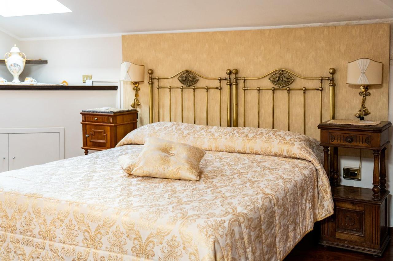 Real Borbone Bed and Breakfast Caserta Eksteriør billede